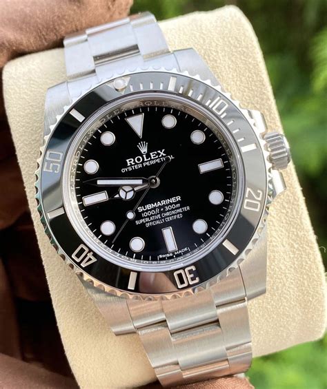 rolex no date reference 114060.